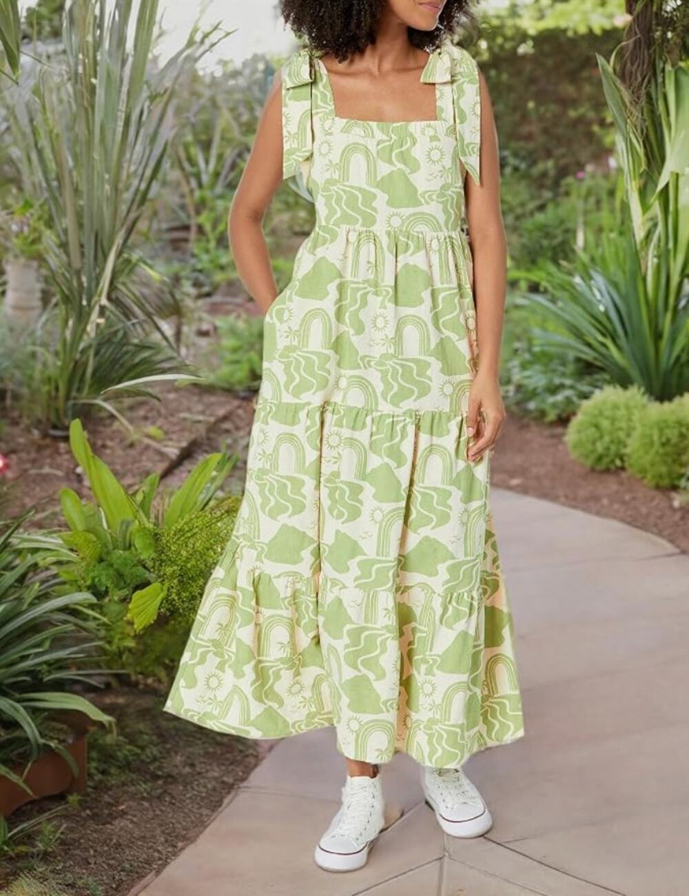 NWT Show Me Your Mumu Arabella Maxi Dress. Size Medium